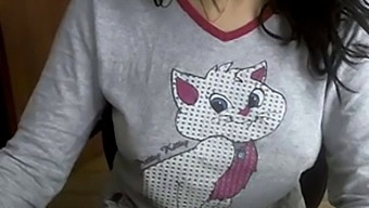 Turkish Webcam Girl'S Solo Show
