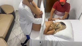 Mám Podozrenie, Že Moja Žena Podvádza So Svojím Gynekológom Počas Jej Stretnutia A Užíva Si To Ntr Jav
