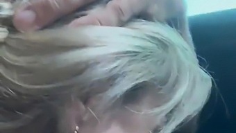 Piękna Twarz I Prawdziwy Orgazm Na Świeżym Powietrzu Blondynki Alineflavio W Samochodzie